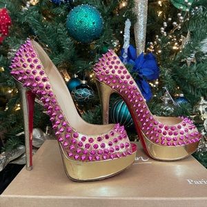 Christian Louboutin Lady Peep 37